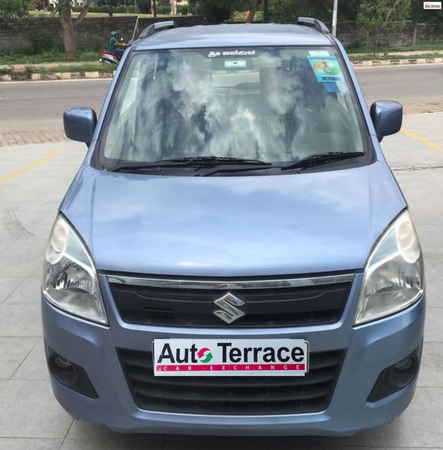 https://images10.gaadi.com/usedcar_image/4566668/original/0e254ce747a3a7ffe1701d4c26d9eaa9.jpg?imwidth=6400