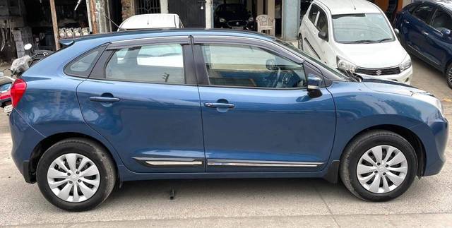https://images10.gaadi.com/usedcar_image/4566692/original/processed_8e0e6cfc-12f1-457e-b20b-9bc5f437f01d.jpg?imwidth=6401