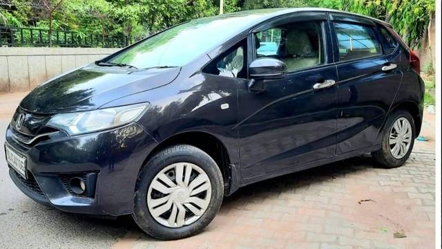 https://images10.gaadi.com/usedcar_image/4566709/original/processed_3a2a0110c1616083b02a78645056ffa1.jpg?imwidth=6400