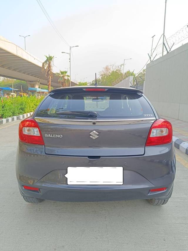 https://images10.gaadi.com/usedcar_image/4566713/original/processed_f56e11fe767fb0f05fb16bdc512d6db1.jpg?imwidth=6401