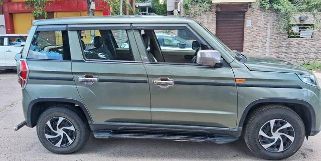 https://images10.gaadi.com/usedcar_image/4566715/original/processed_6b45d6083c9e5e6055b400940cfed1eb.jpg?imwidth=6401
