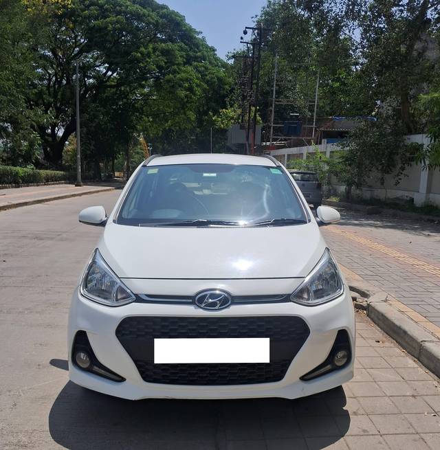 https://images10.gaadi.com/usedcar_image/4566755/original/processed_cb8d56bc26b6aae1852394a9a82c7880.jpg?imwidth=6400