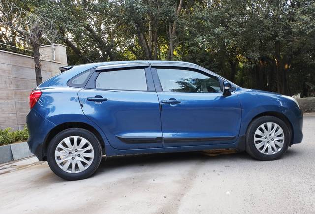https://images10.gaadi.com/usedcar_image/4566757/original/18ca77a21fb538c6f39546a6da1bf1d6.jpg?imwidth=6401