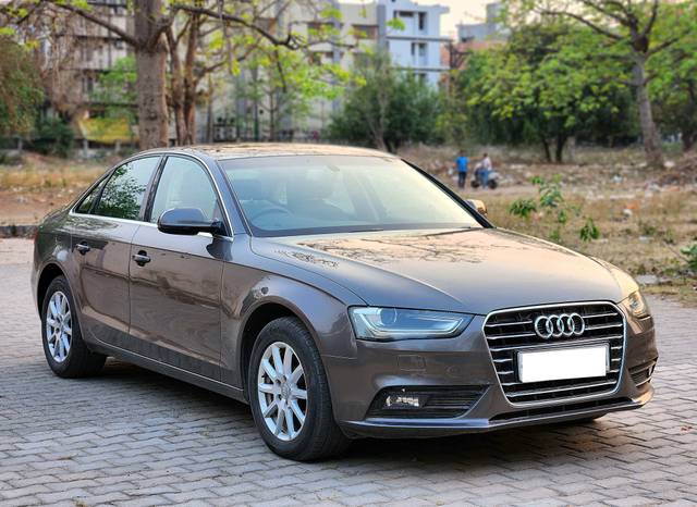 https://images10.gaadi.com/usedcar_image/4566778/original/processed_e60a7cc4cebfd33f0ef77d1a02595edb.jpg?imwidth=6400