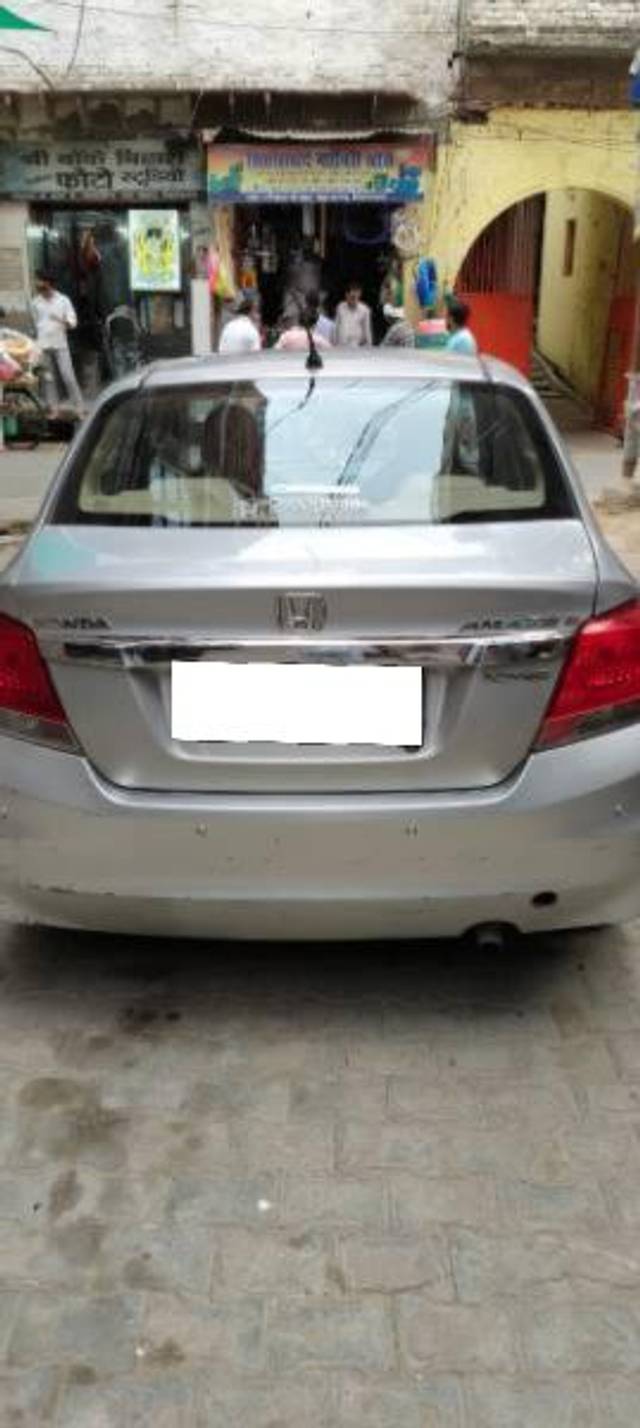 https://images10.gaadi.com/usedcar_image/4566794/original/processed_c2927456-9655-4576-bd5f-f6f3813007a6.jpg?imwidth=6400