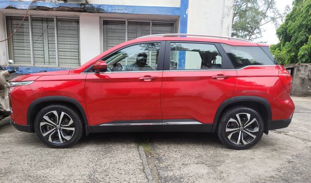 https://images10.gaadi.com/usedcar_image/4566813/original/e6889ac81397434f6675e52b7cb4f2cc.jpg?imwidth=6401