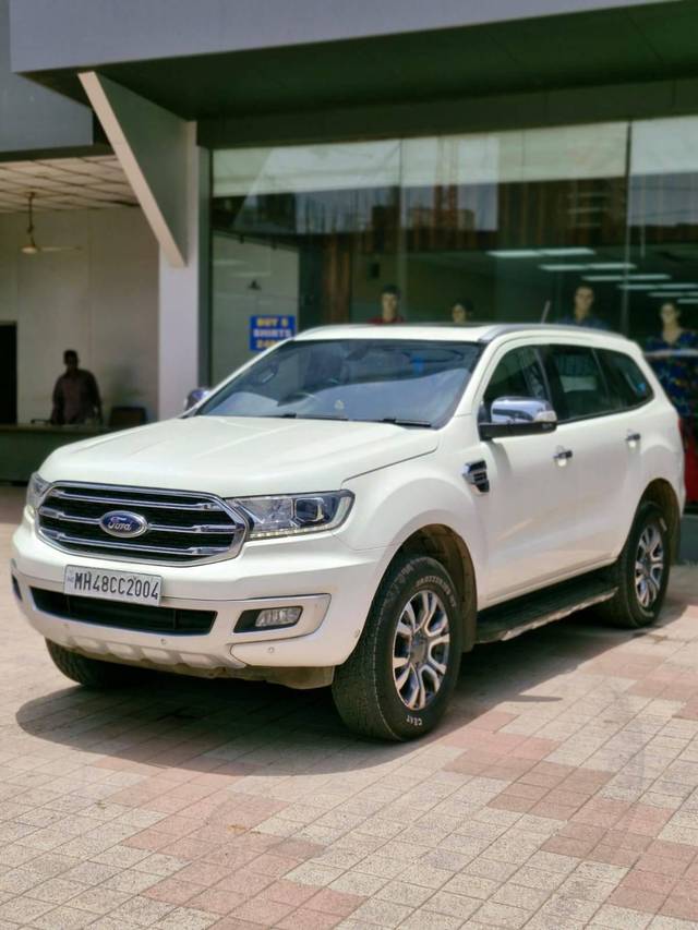 https://images10.gaadi.com/usedcar_image/4566815/original/processed_95fceab06c5a03d333522a8cc20adddd.jpg?imwidth=6402