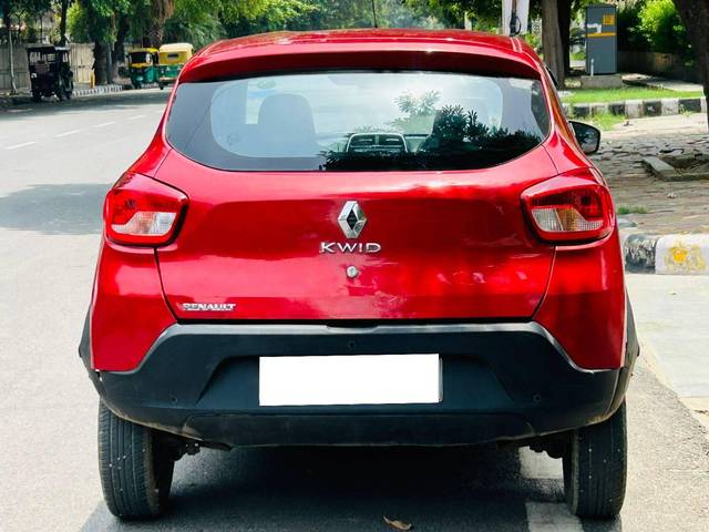 https://images10.gaadi.com/usedcar_image/4566841/original/processed_acc4fd20b422b69d9fdd1ca5a99e3c3e.jpg?imwidth=6402