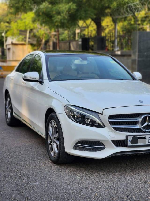 https://images10.gaadi.com/usedcar_image/4566848/original/processed_36e762b495e35b7a6d4a07deaf13e570.jpg?imwidth=6400