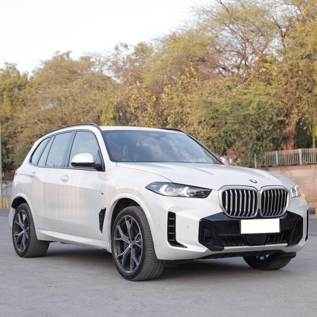https://images10.gaadi.com/usedcar_image/4566850/original/processed_2d687c83-885e-4880-927c-72b526df503f.jpg?imwidth=6400