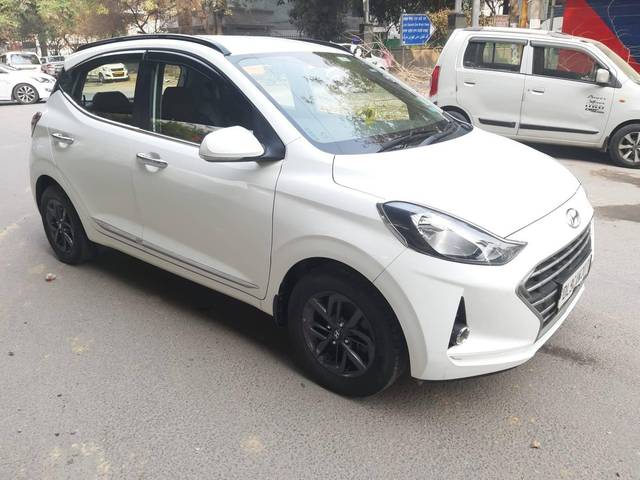 https://images10.gaadi.com/usedcar_image/4566852/original/processed_aa5e9d7c-17d9-4a29-8ed7-4ae0c43a281a.jpg?imwidth=6400