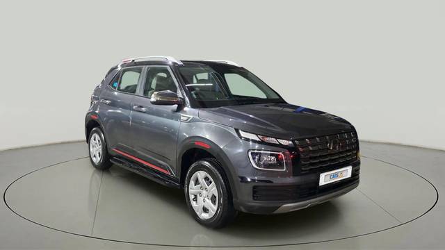 https://images10.gaadi.com/usedcar_image/4566886/original/394165d15a52c90d35749f77b91ea336.jpg?imwidth=6400