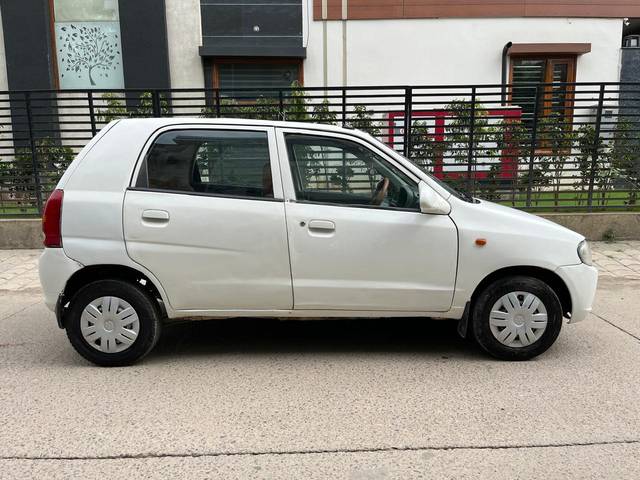 https://images10.gaadi.com/usedcar_image/4566984/original/a29043e8c758930d890fd9491029b3ab.jpg?imwidth=6401