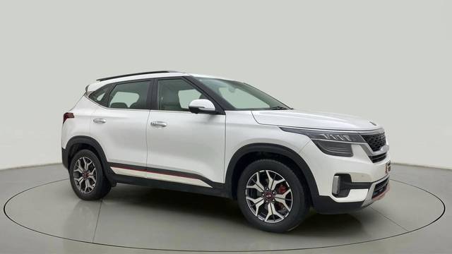https://images10.gaadi.com/usedcar_image/4566990/original/e238a89cce38967d8d10670fb0d87024.jpg?imwidth=6400