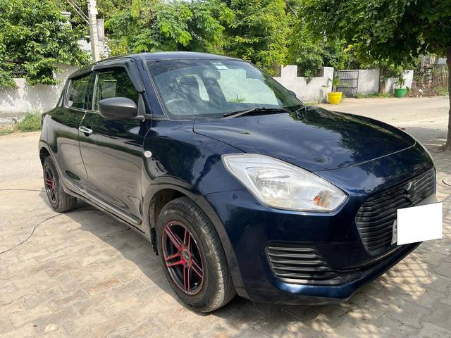 https://images10.gaadi.com/usedcar_image/4566994/original/processed_03d46ce19cc6e4369c7b97757be49456.jpg?imwidth=6400