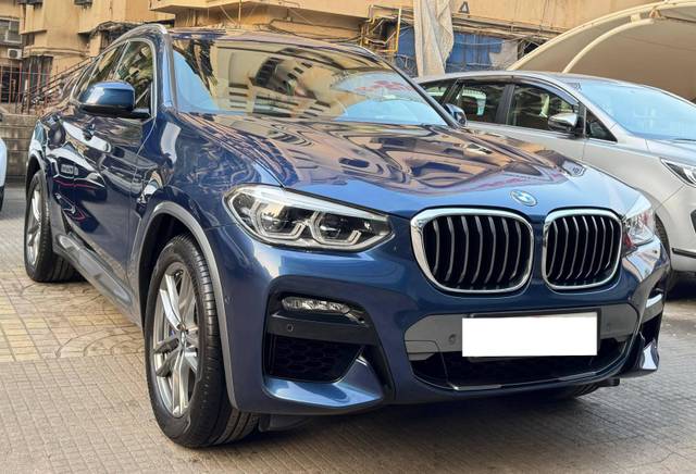 https://images10.gaadi.com/usedcar_image/4567002/original/processed_317ff1118d6326125d83341cab80f513.jpg?imwidth=6401