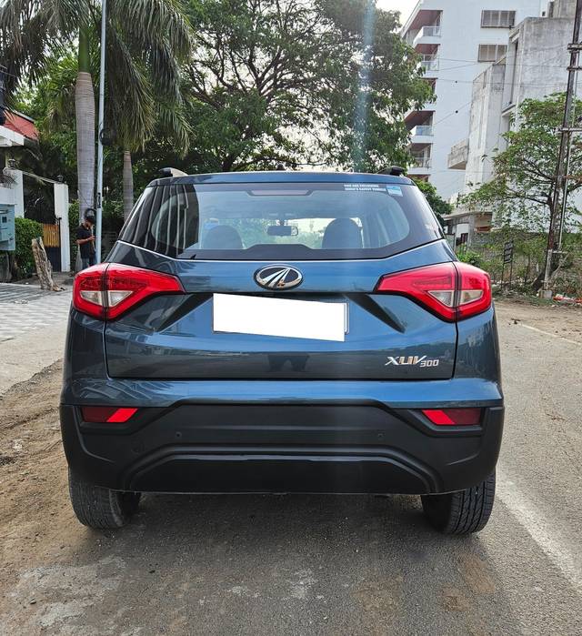 https://images10.gaadi.com/usedcar_image/4567010/original/processed_69eab72bde49fecdf7c69f02192dd195.jpg?imwidth=6401