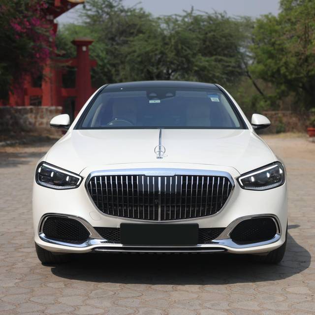 https://images10.gaadi.com/usedcar_image/4567016/original/processed_2bd0f111-ab2c-4954-8681-89eda10d50d6.jpg?imwidth=6400