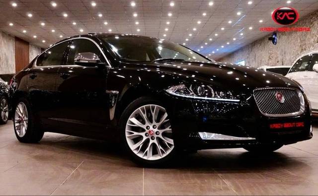https://images10.gaadi.com/usedcar_image/4567017/original/processed_9490516d9632e8be4de8224e7850355f.jpg?imwidth=6400