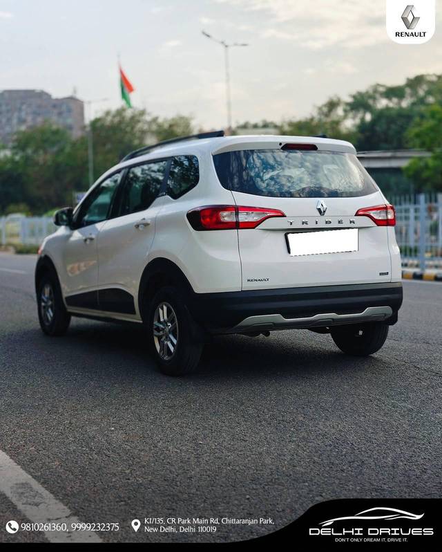 https://images10.gaadi.com/usedcar_image/4567021/original/processed_2437c61027025adaadd7c419835de0a5.jpeg?imwidth=6401