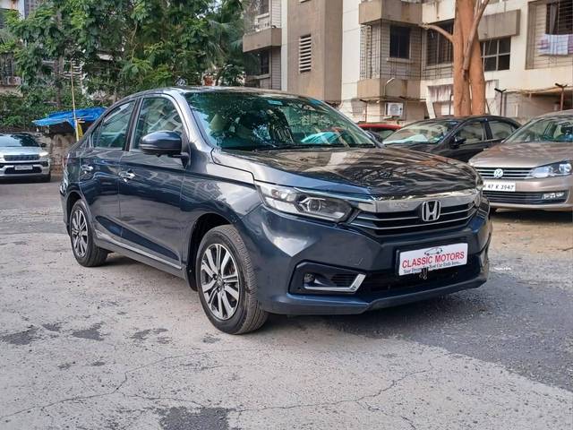 https://images10.gaadi.com/usedcar_image/4567025/original/processed_aa60f3ad92ef2911a6d347642df03944.jpeg?imwidth=6400