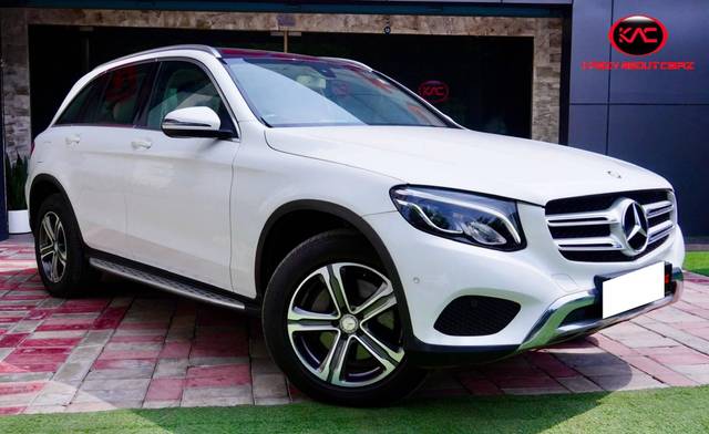https://images10.gaadi.com/usedcar_image/4567028/original/processed_9ae44b9f43e5434c0068468188c40664.jpg?imwidth=6400