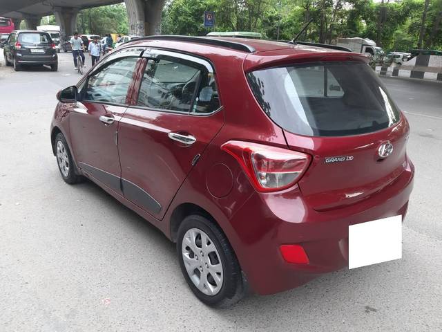 https://images10.gaadi.com/usedcar_image/4567029/original/processed_5e0b720a-c944-4d84-8884-e51ceaa31246.jpg?imwidth=6402