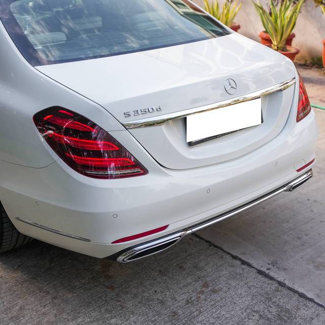 https://images10.gaadi.com/usedcar_image/4567042/original/processed_9daeb5ec-04cc-4a17-bf1a-39767881d110.jpg?imwidth=6401