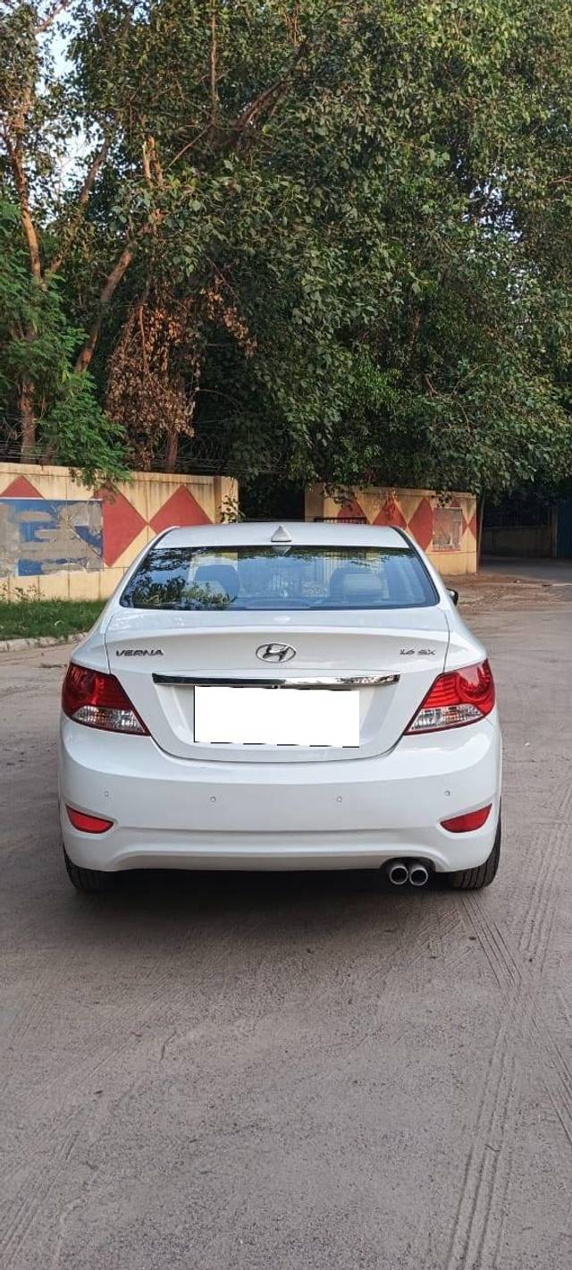 https://images10.gaadi.com/usedcar_image/4567046/original/processed_5f85b6f9cfb1fc3d954007e67408ee94.jpeg?imwidth=6402