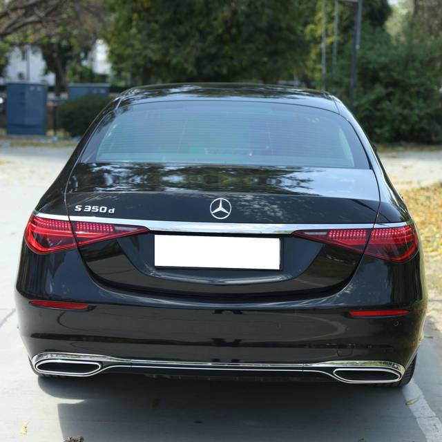 https://images10.gaadi.com/usedcar_image/4567063/original/processed_fa6b526c-e642-4642-881e-a5d42ef7bcad.jpg?imwidth=6402