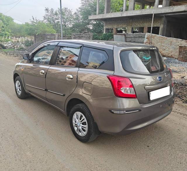 https://images10.gaadi.com/usedcar_image/4567076/original/processed_4243c0eca9706f2e8d856b4cb271e5c1.jpg?imwidth=6402