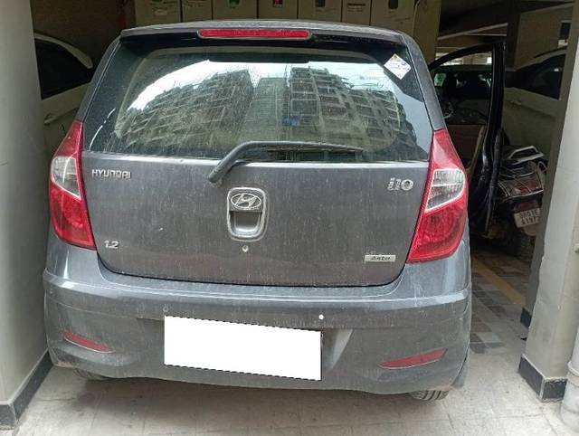 https://images10.gaadi.com/usedcar_image/4567089/original/processed_63d2fbd4-c921-4dc2-b02c-a30f8a114e38.jpg?imwidth=6401