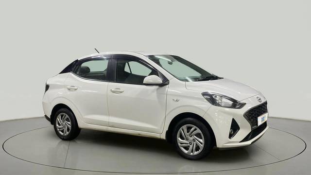 https://images10.gaadi.com/usedcar_image/4567114/original/729e2dc048b38ab0f3d0777d38658f69.jpg?imwidth=6400