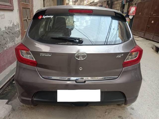 https://images10.gaadi.com/usedcar_image/4567118/original/processed_db002831-245f-423f-bb60-50415ec9435a.jpg?imwidth=6402