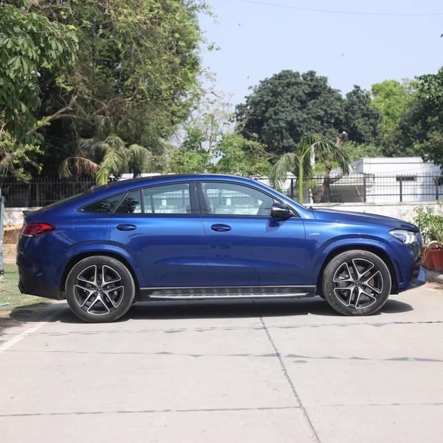 https://images10.gaadi.com/usedcar_image/4567121/original/processed_c2b3504d-8e3f-4c0a-b4a3-5f76a3bf70e3.jpg?imwidth=6401
