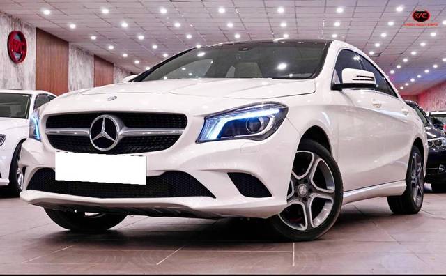 https://images10.gaadi.com/usedcar_image/4567133/original/processed_b93db8e12f9efc854f537b47d6970eb3.jpg?imwidth=6402