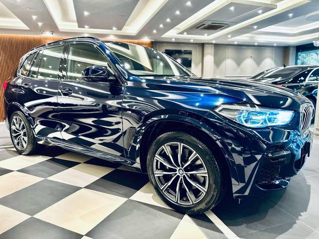 https://images10.gaadi.com/usedcar_image/4567137/original/processed_c165fa4db72961594f25d0345f1462ca.jpg?imwidth=6400