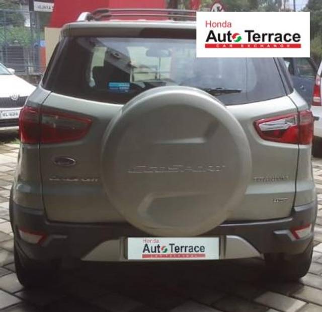 https://images10.gaadi.com/usedcar_image/4567174/original/e44758061146363928befc968606c708.jpeg?imwidth=6400