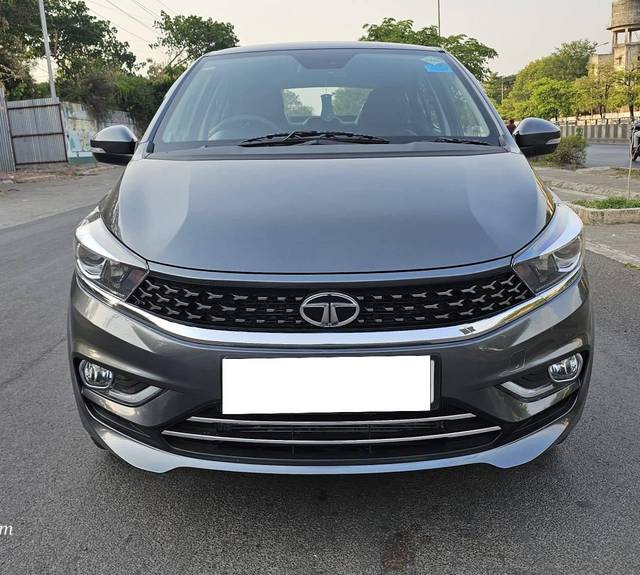 https://images10.gaadi.com/usedcar_image/4567189/original/processed_58d12ec0724b462fe21bc33979cbc646.jpg?imwidth=6402