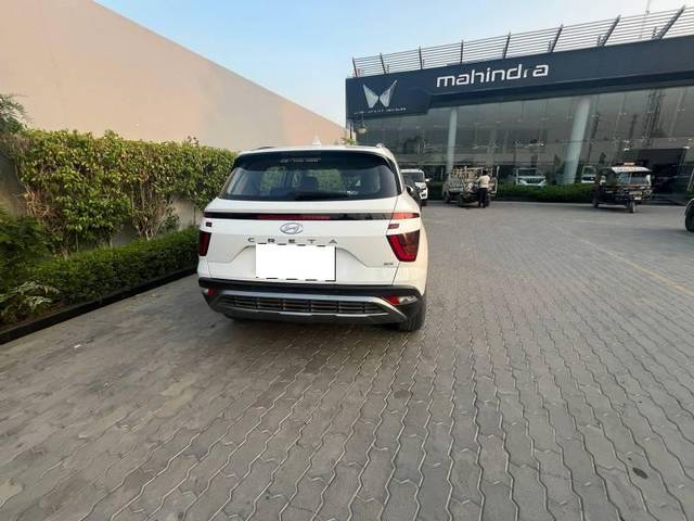 https://images10.gaadi.com/usedcar_image/4567195/original/processed_86c31e81-8d6d-4bb5-9428-aad7dbc661a6.jpg?imwidth=6402