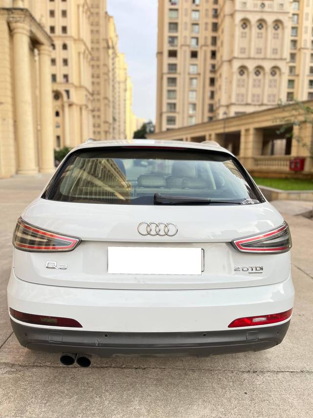 https://images10.gaadi.com/usedcar_image/4567252/original/processed_75457ab8-bb53-4824-8c23-50347a831e12.jpg?imwidth=6402
