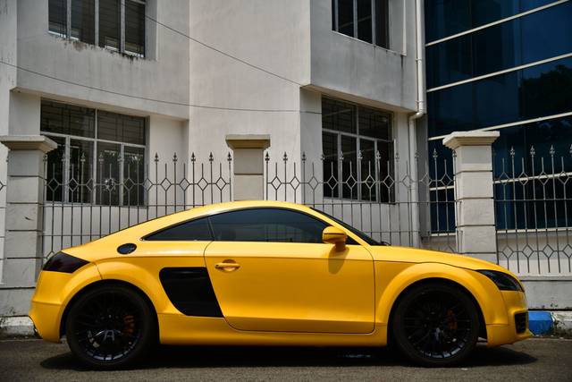 https://images10.gaadi.com/usedcar_image/4567263/original/285bd25d5bc7ec820832cb9cea7a15bc.jpg?imwidth=6401