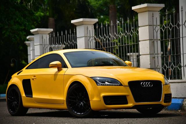 https://images10.gaadi.com/usedcar_image/4567263/original/processed_fd8987742b638cb0a9ef87c7d6d0b139.jpg?imwidth=6400