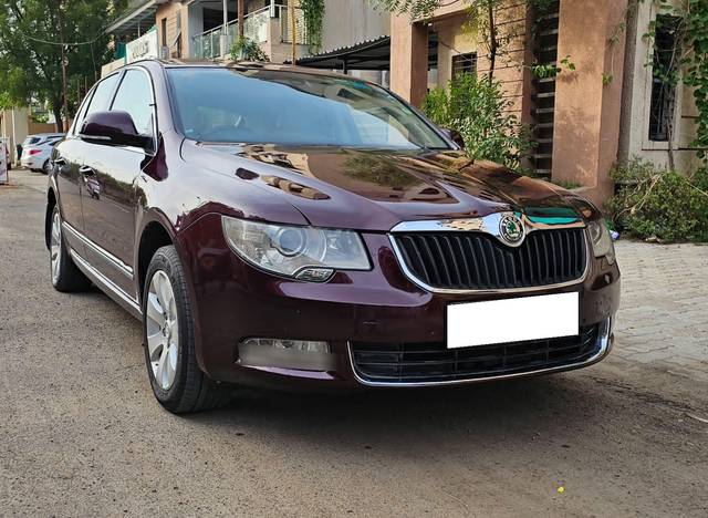 https://images10.gaadi.com/usedcar_image/4567278/original/processed_7414cdf69c43ff762a9107e323111cda.jpg?imwidth=6400