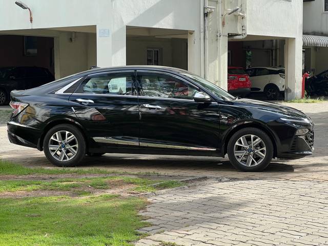 https://images10.gaadi.com/usedcar_image/4567285/original/3e00950cf9bea49fe4696276858be708.jpg?imwidth=6401