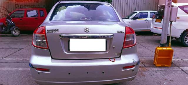 https://images10.gaadi.com/usedcar_image/4567327/original/processed_8f6afe52-6894-4130-9c59-5e4150235be9.jpg?imwidth=6401