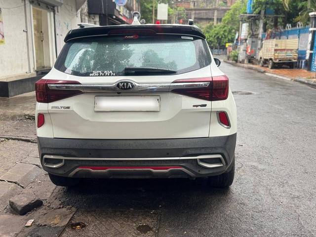 https://images10.gaadi.com/usedcar_image/4567357/original/processed_322cbed58e11377febfb0724383aede8.jpg?imwidth=6401