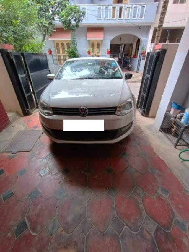 https://images10.gaadi.com/usedcar_image/4567365/original/processed_4405f799-ef9d-456f-a529-67dc772d55cc.jpg?imwidth=6400