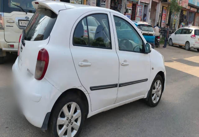 https://images10.gaadi.com/usedcar_image/4567372/original/ee52df54-cdfa-41d3-bcf5-fa1790f06f51.?imwidth=6400