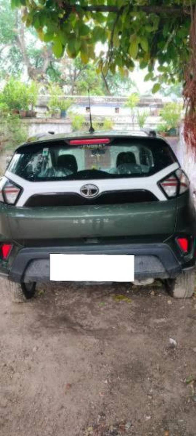 https://images10.gaadi.com/usedcar_image/4567388/original/processed_c5e95ad1-111c-40ae-88a5-48cb30343cfb.jpg?imwidth=6401